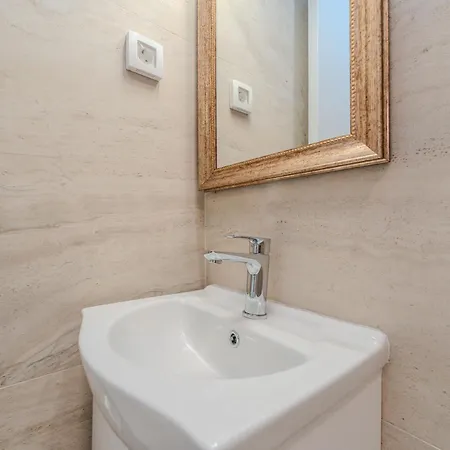Nuvola Apartment *
